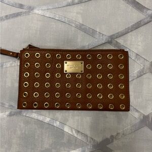 micheal kors brown and gold wristlet